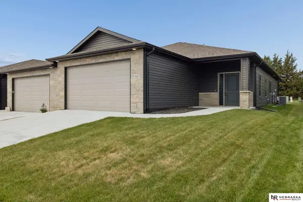 9855 Keystone Drive, Lincoln, NE 68516