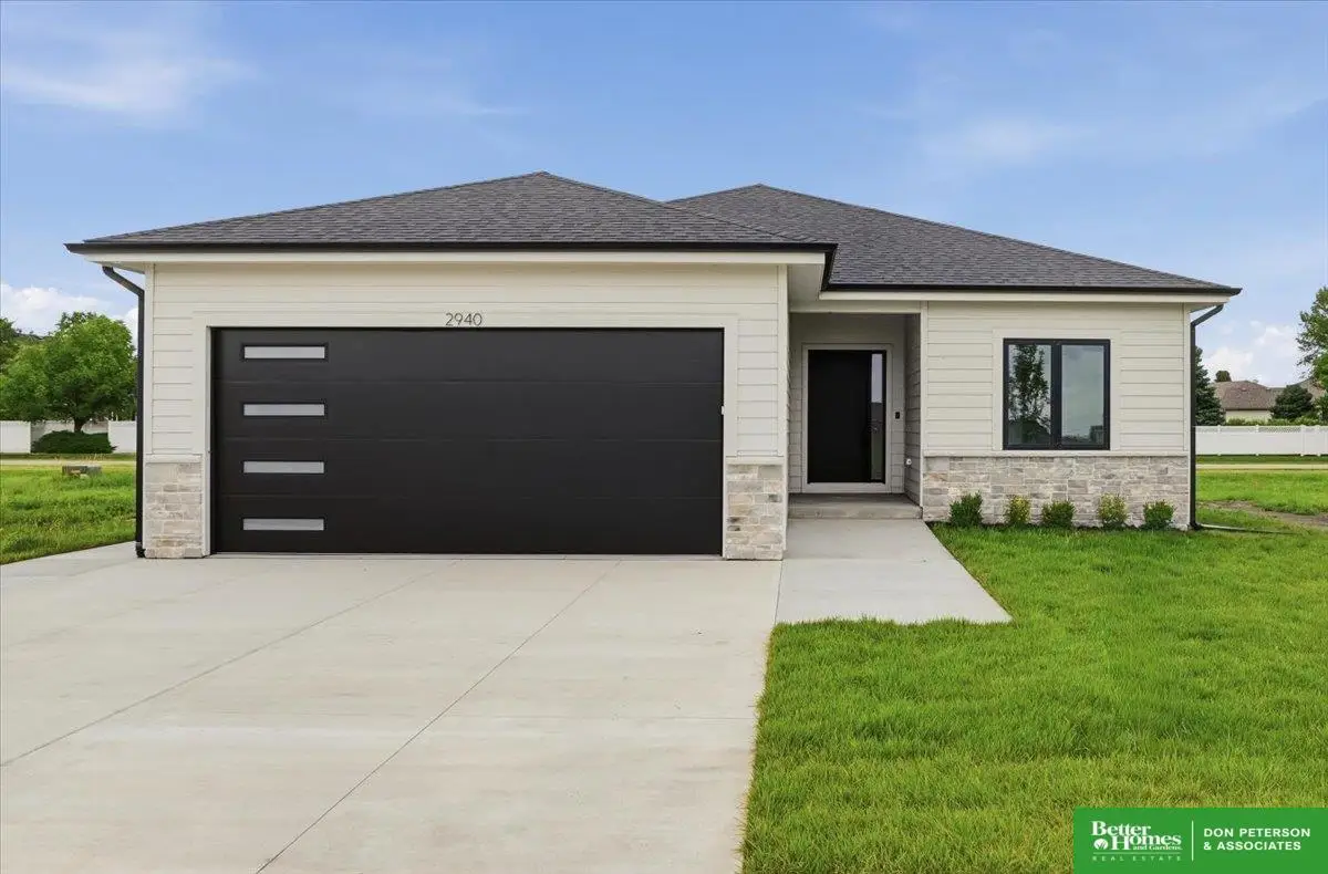 2940 Aurora Drive, Fremont, NE 68025 - #1