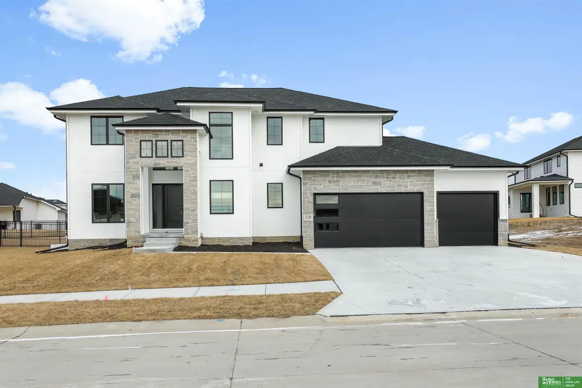 21108 Arlington Street, Elkhorn, NE 68022 - #1