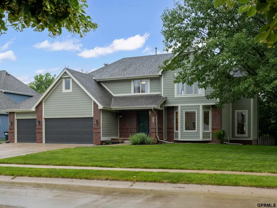 406 S 159 Avenue, Omaha, NE 68118 - #3