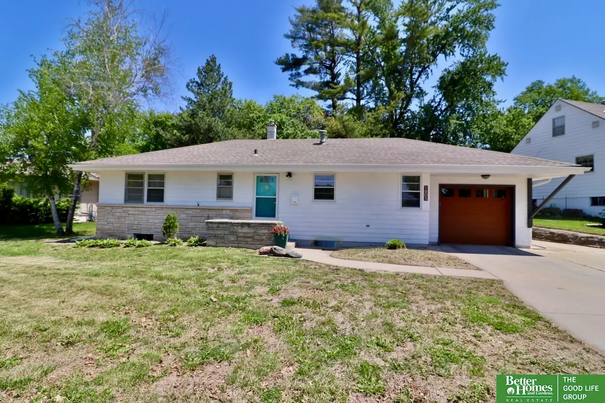 1805 N 78 Street, Omaha, NE 68114 - #1