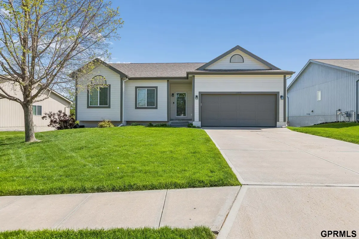 20715 Locust Street, Gretna, NE 68028 - #1