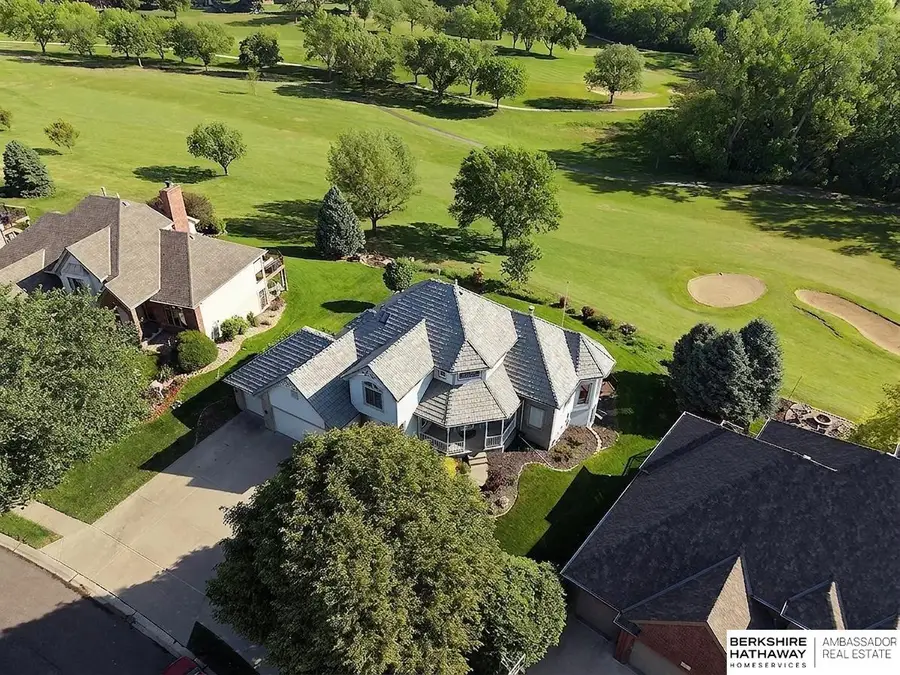 710 Bailey Drive, Papillion, NE 68046 - #3