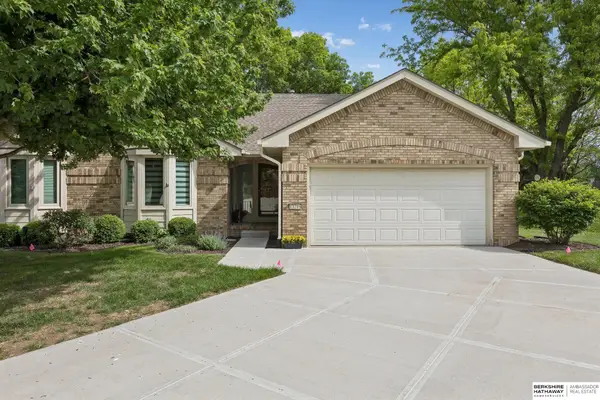 13216 Willis Circle, Omaha, NE 68164
