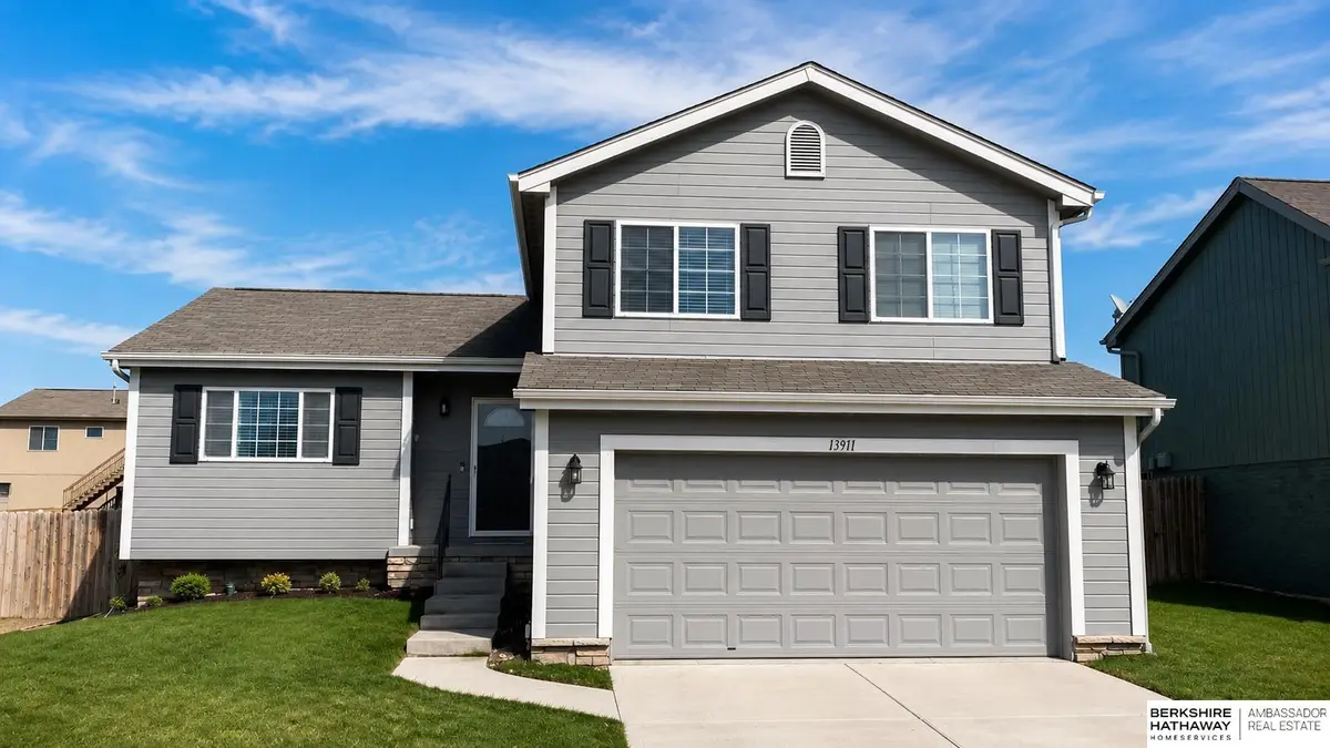 13911 Springview Drive, Papillion, NE 68133 - #1