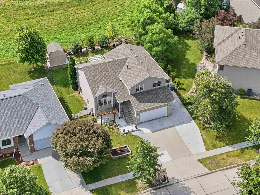 8951 Prairie Village Drive, Lincoln, NE 68507 - #3
