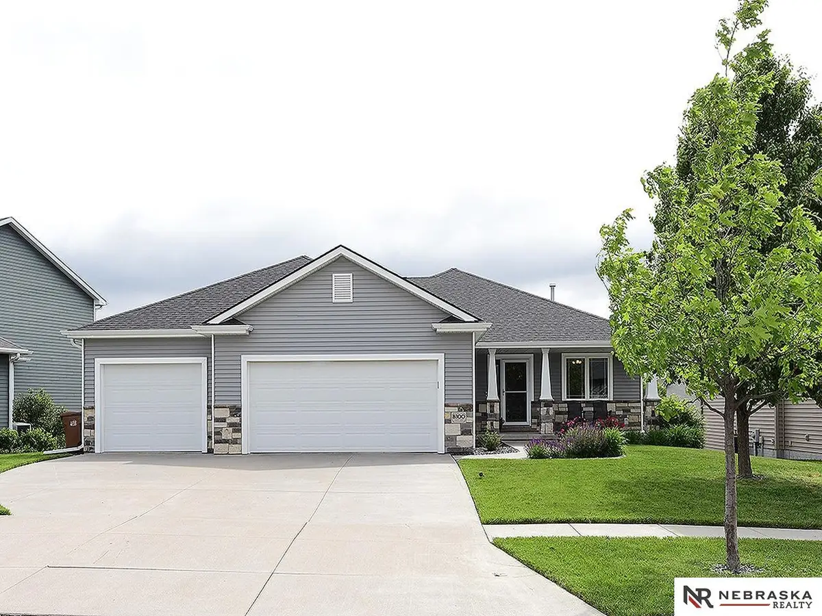 8300 Emery Lane, Lincoln, NE 68516 - #1