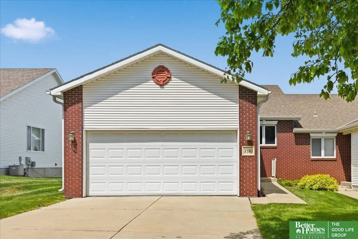 2320 Dodge Street, Lincoln, NE 68521 - #1