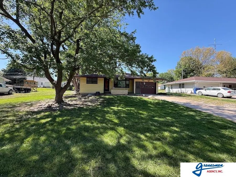 979 Cherl Drive, Syracuse, NE 68446 - #2