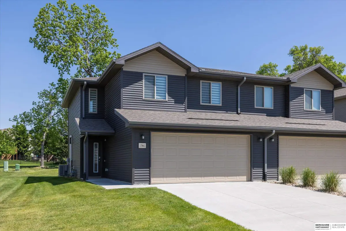17062 Hawthorne Avenue, Omaha, NE 68118 - #1
