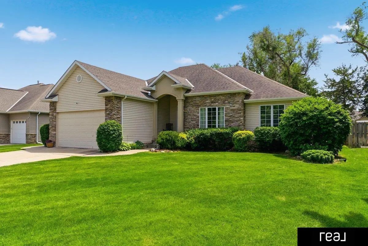 20779 Hemlock Street, Elkhorn, NE 68022 - #1