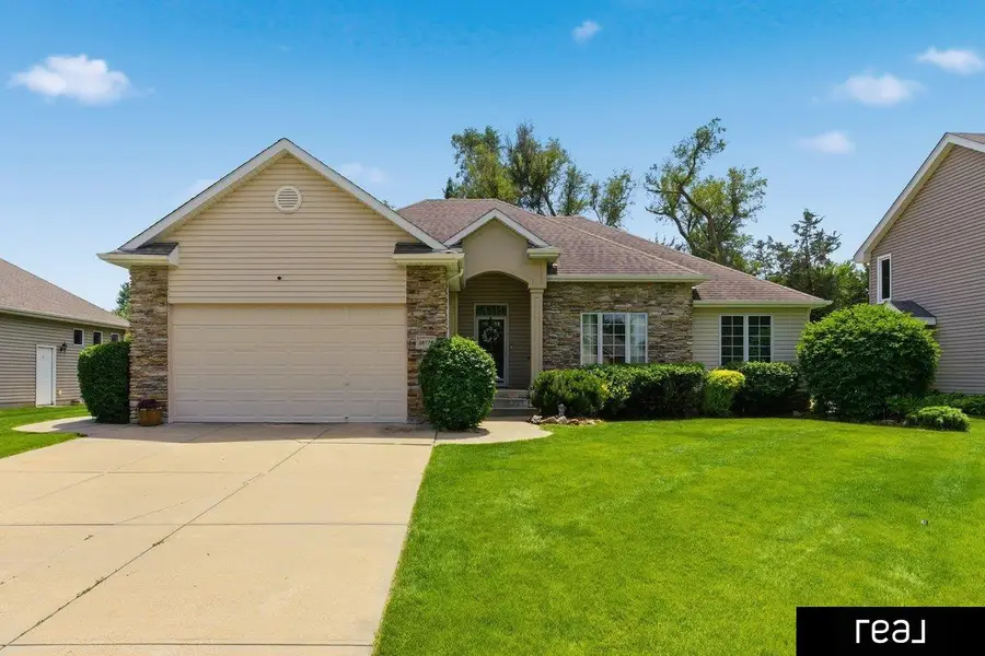20779 Hemlock Street, Elkhorn, NE 68022 - #2