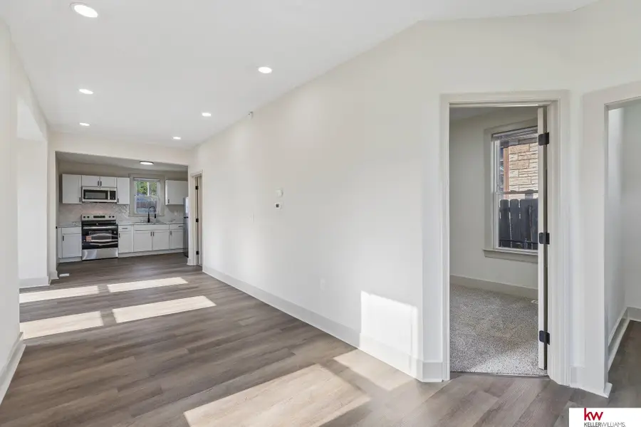 307 Woolworth Avenue, Omaha, NE 68108 - #3