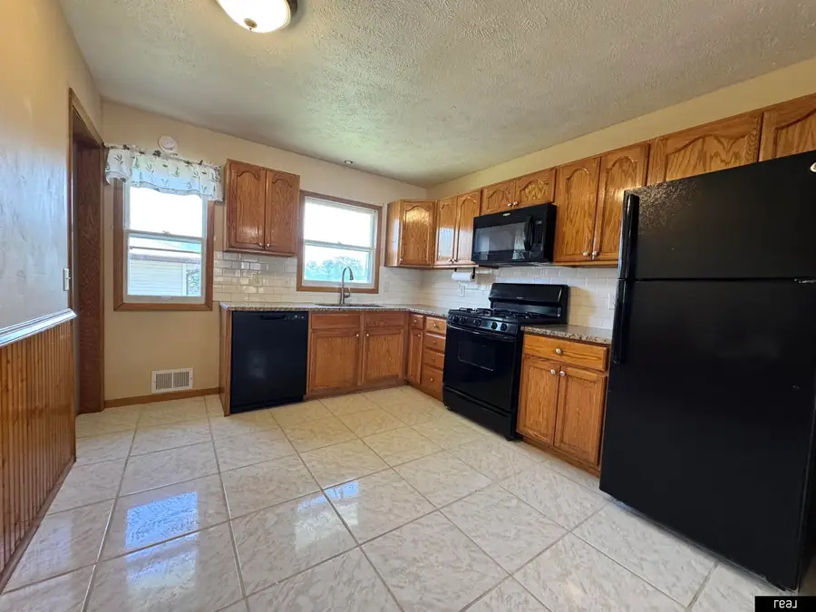 7101 Wood River Drive, Bellevue, NE 68157 - #2