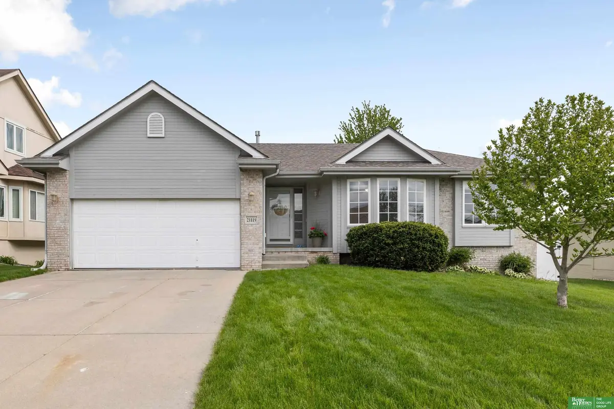 21119 Schofield Drive, Gretna, NE 68028 - #1