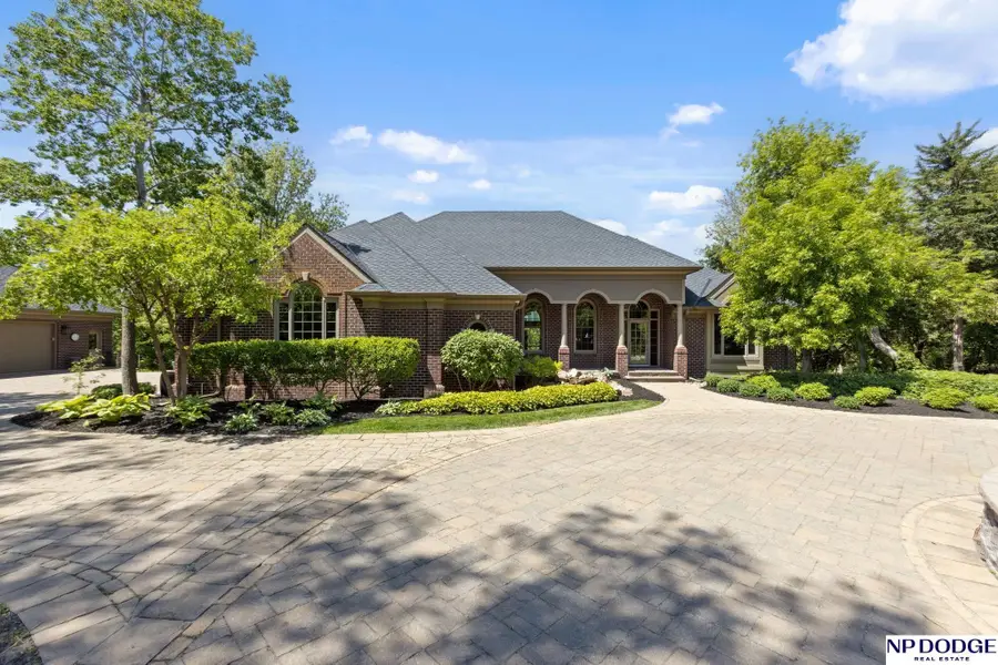 21509 Ridgewood Road, Elkhorn, NE 68022 - #3