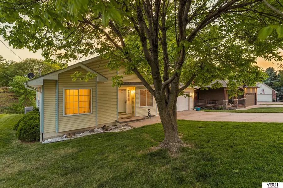 8887 Verdon Circle, Plattsmouth, NE 68048 - #3