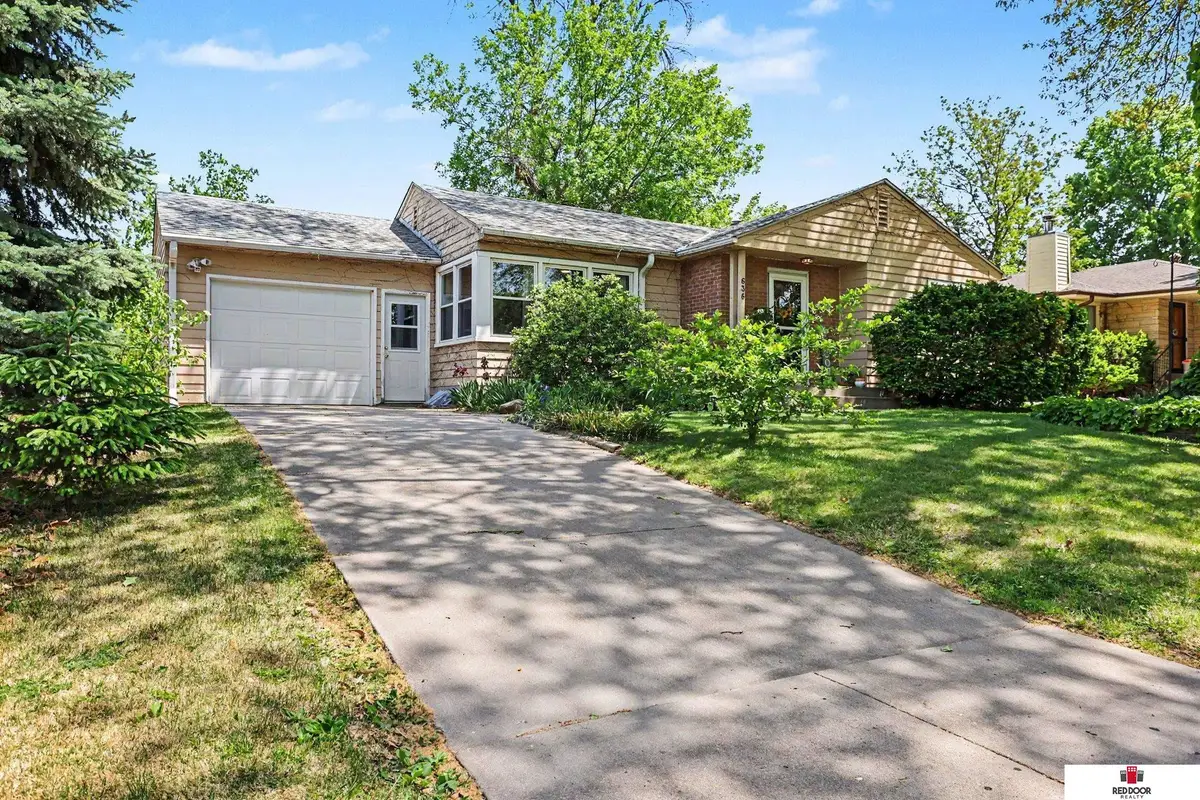 636 S 51 Street, Lincoln, NE 68510 - #1