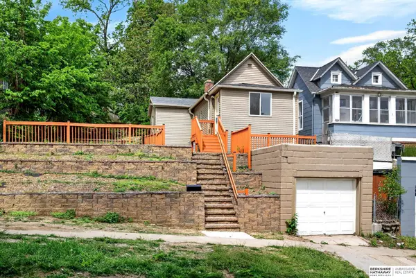 5030 S 18th Street, Omaha, NE 68107