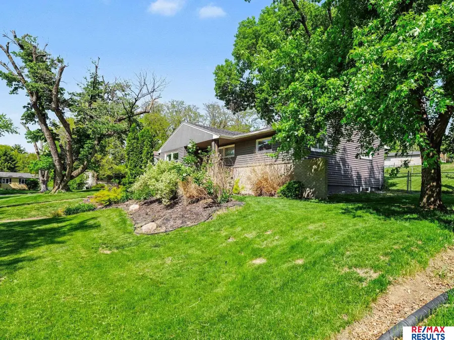 3525 N 81 Street, Omaha, NE 68134 - #2