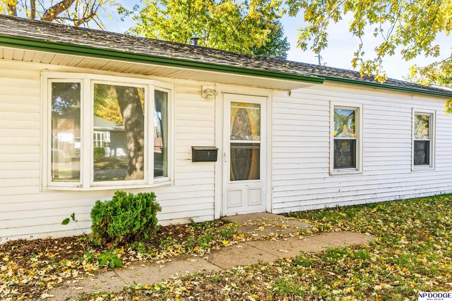 1305 Janbrook Boulevard, Carter Lake, IA 51510 - #2