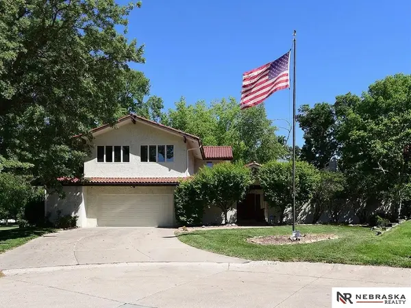 5606 S 126th Circle, Omaha, NE 68137