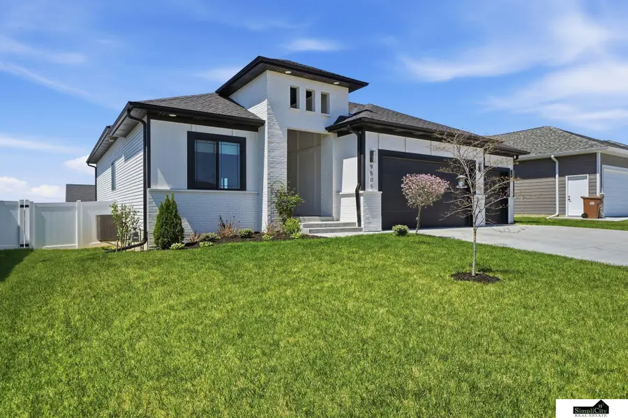 9505 Estela Avenue, Lincoln, NE 68516 - #2