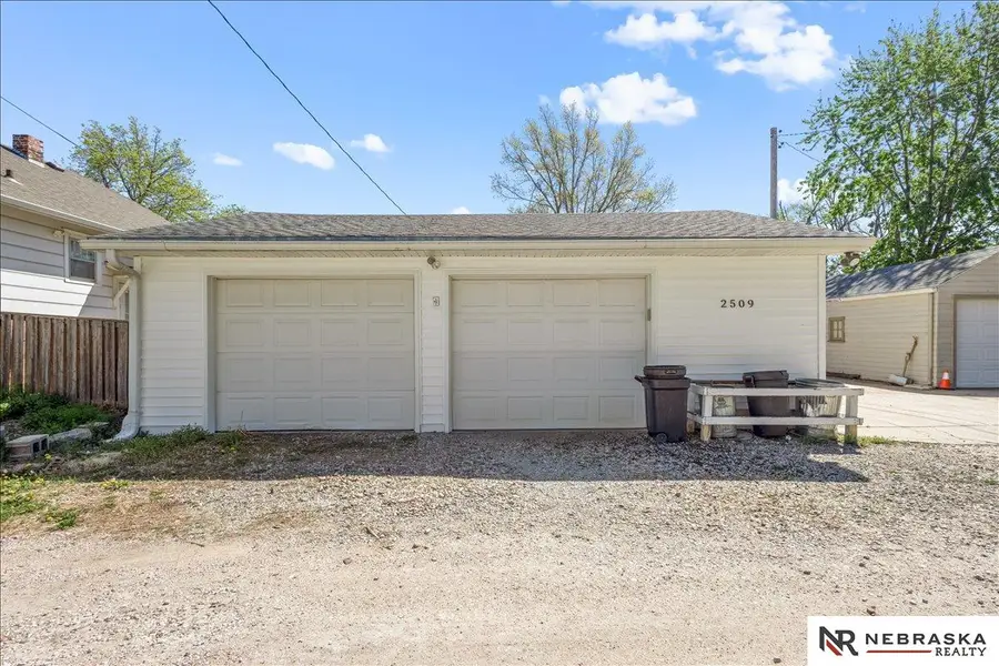 2509 S 13th Street, Lincoln, NE 68502 - #2