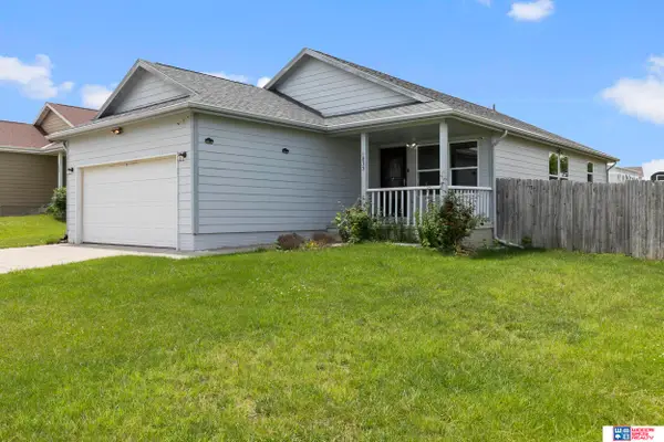 1833 NW 47th Street, Lincoln, NE 68528