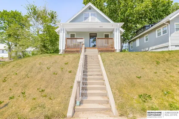 4640 Larimore Avenue, Omaha, NE 68104