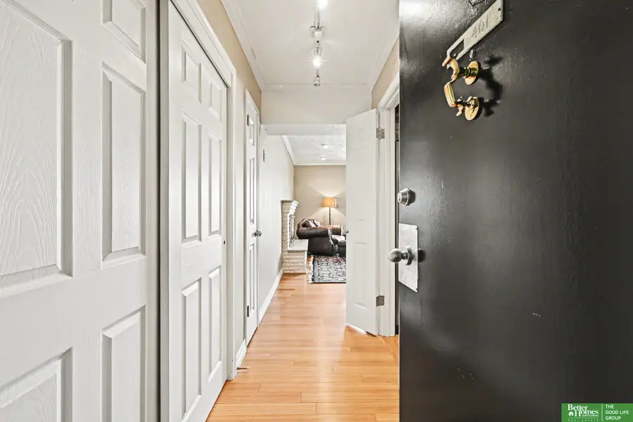 500 S 37th Street #401, Omaha, NE 68105 - #3
