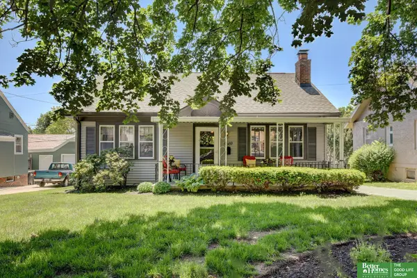4669 Pine Street, Omaha, NE 68106
