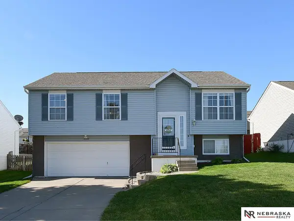 15721 Redwood Street, Omaha, NE 68136