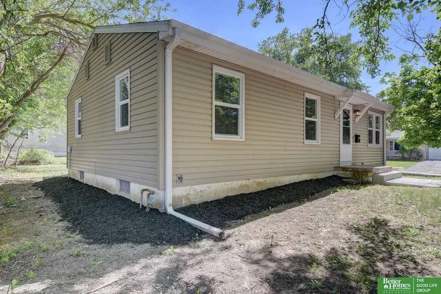 6119 Camden Avenue, Omaha, NE 68104 - #3