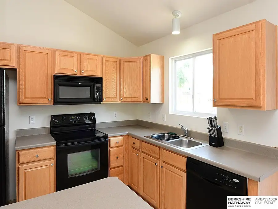 16133 Cottonwood Street, Omaha, NE 68136 - #2