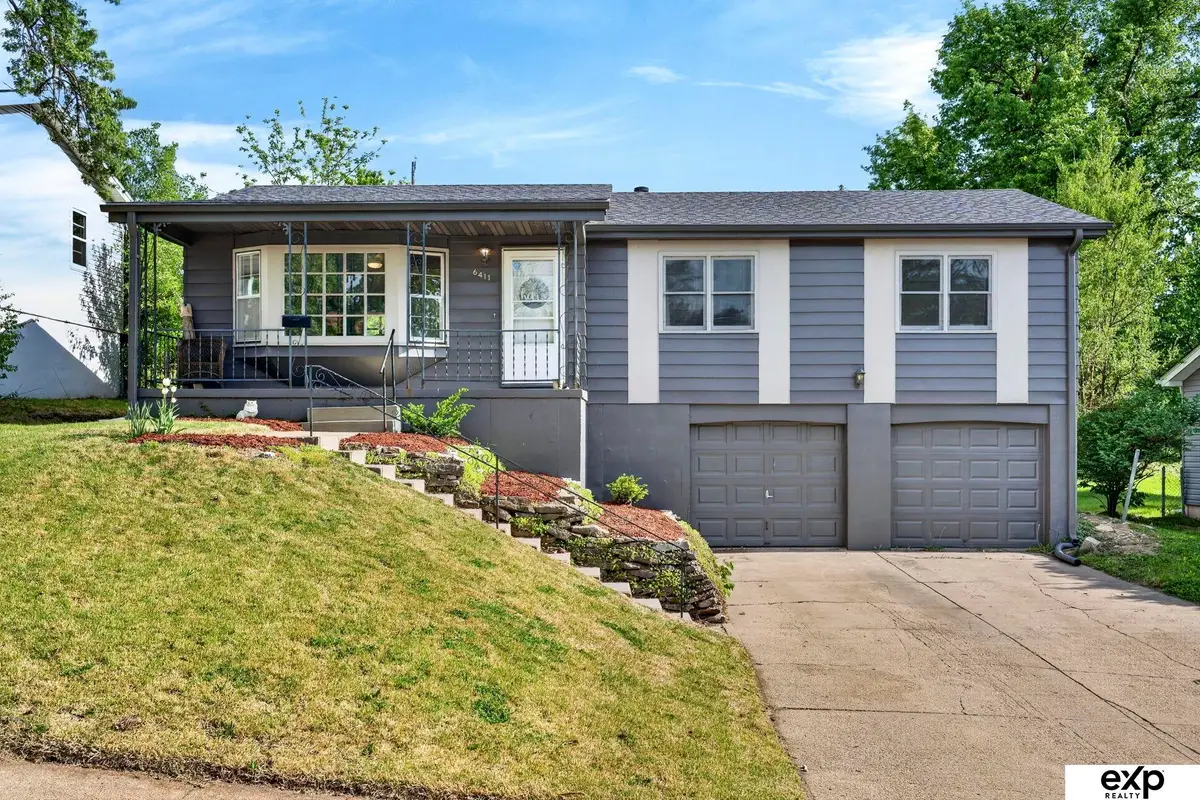 6411 Parkview Lane, Omaha, NE 68104 - #1