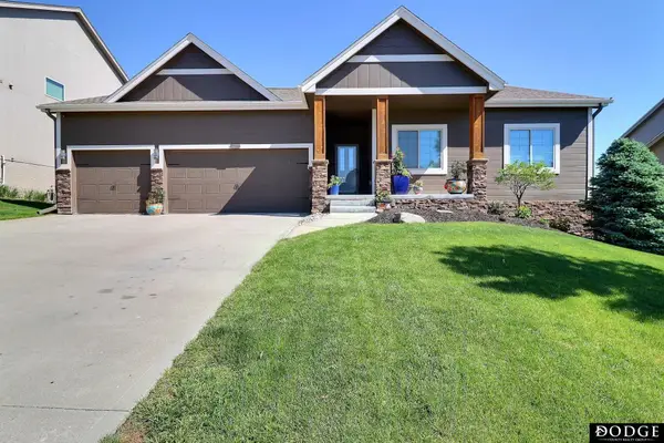 17514 Tibbles Street, Omaha, NE 68116