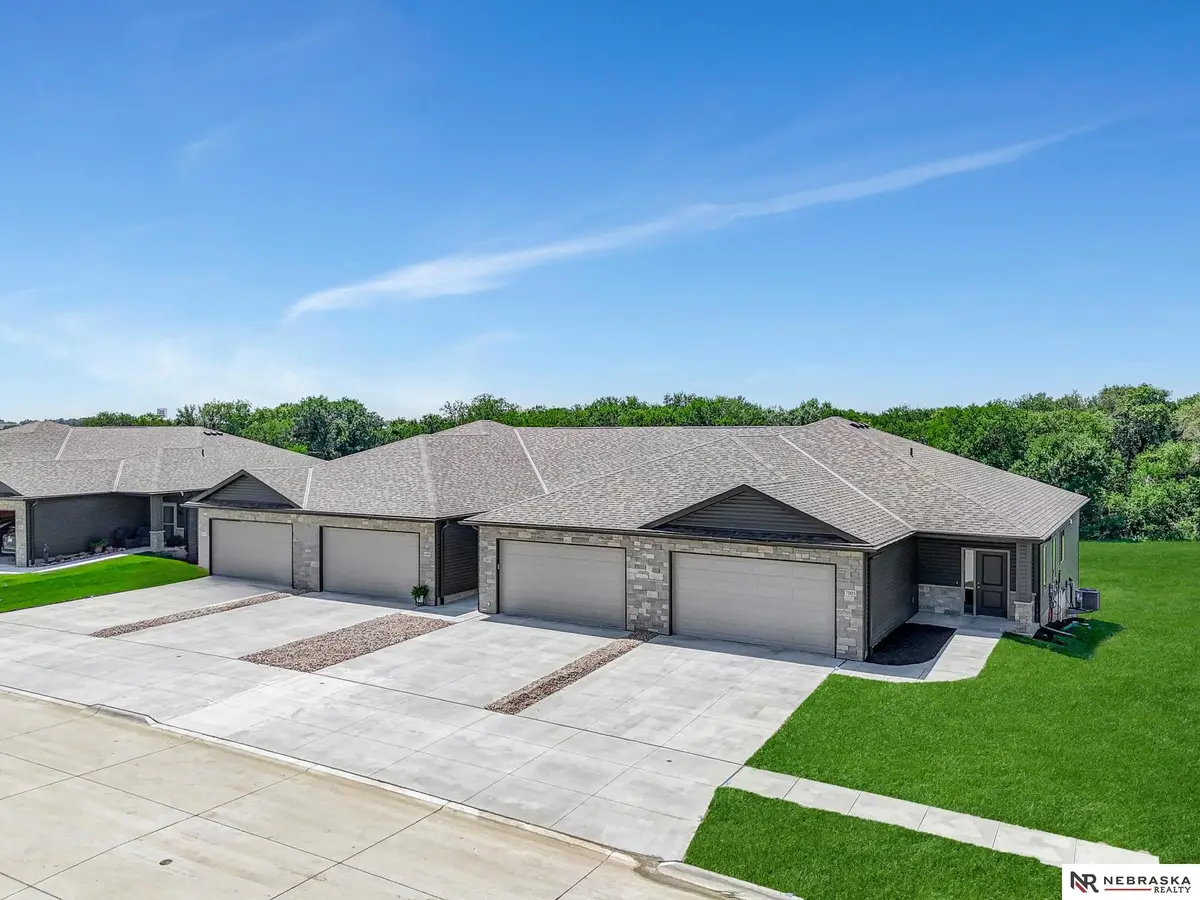 8805 Bristlecone Drive, Lincoln, NE 68526 - #1