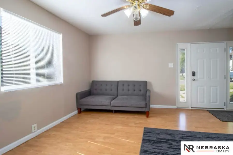940 Washington Street, Lincoln, NE 68502 - #3
