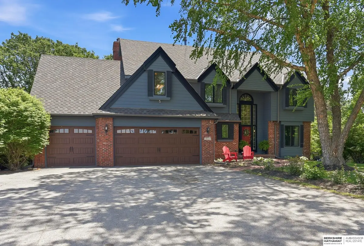 1415 Skyline Drive, Elkhorn, NE 68022 - #1