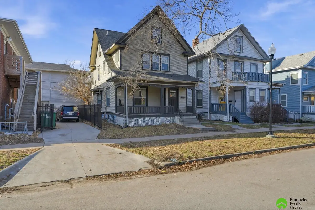 925/927,929/931 Goodhue Boulevard, Lincoln, NE 68508 - #1