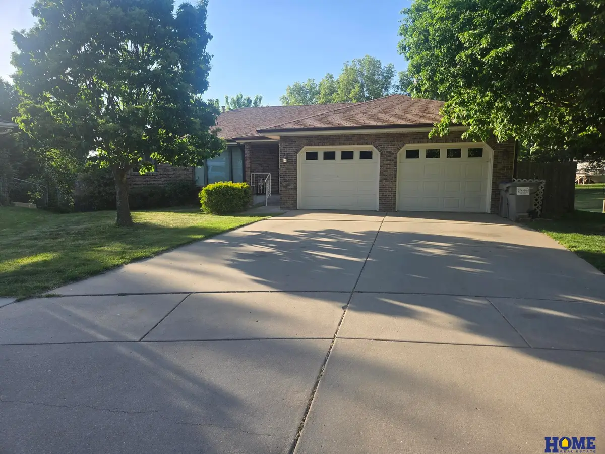 5601 Elk Circle, Lincoln, NE 68516 - #1