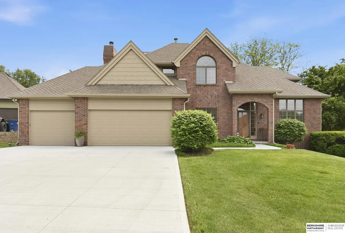 15917 Lamp Circle, Omaha, NE 68118 - #1