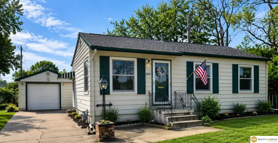 6616 N 46 Avenue, Omaha, NE 68152 - #3