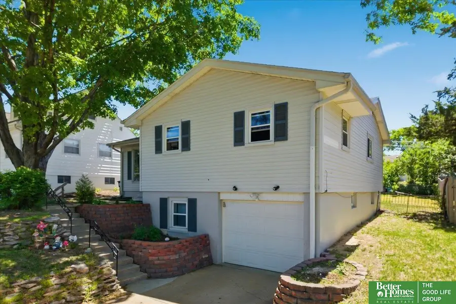 8211 Decatur Street, Omaha, NE 68114 - #2