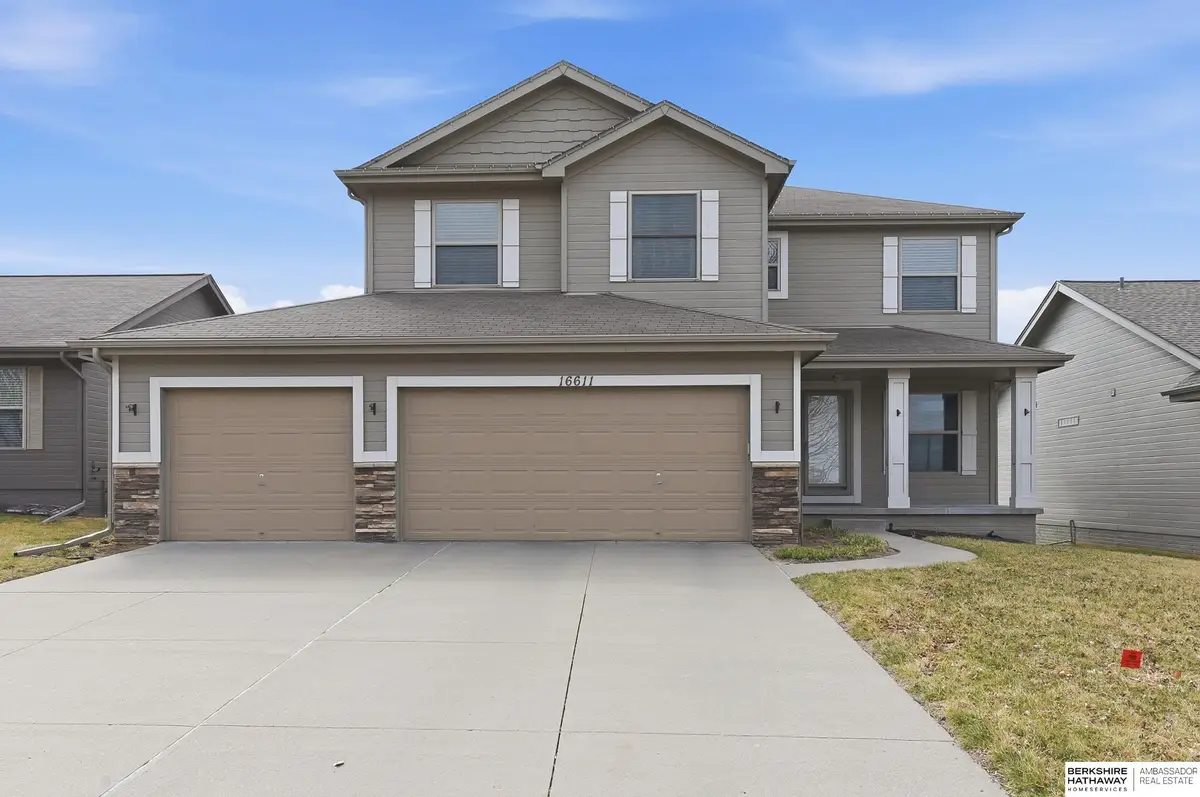 16611 Dora Hamann Parkway, Omaha, NE 68116 - #1