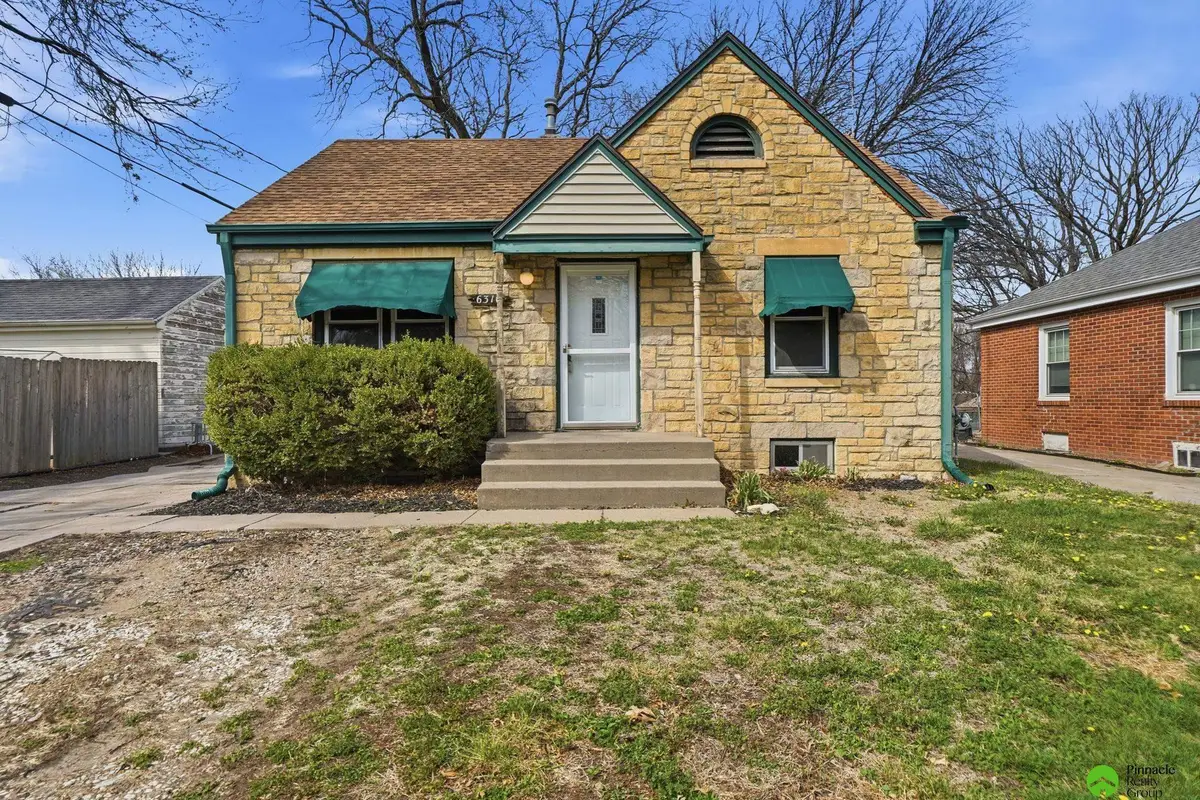 6310 Leighton Avenue, Lincoln, NE 68507 - #1