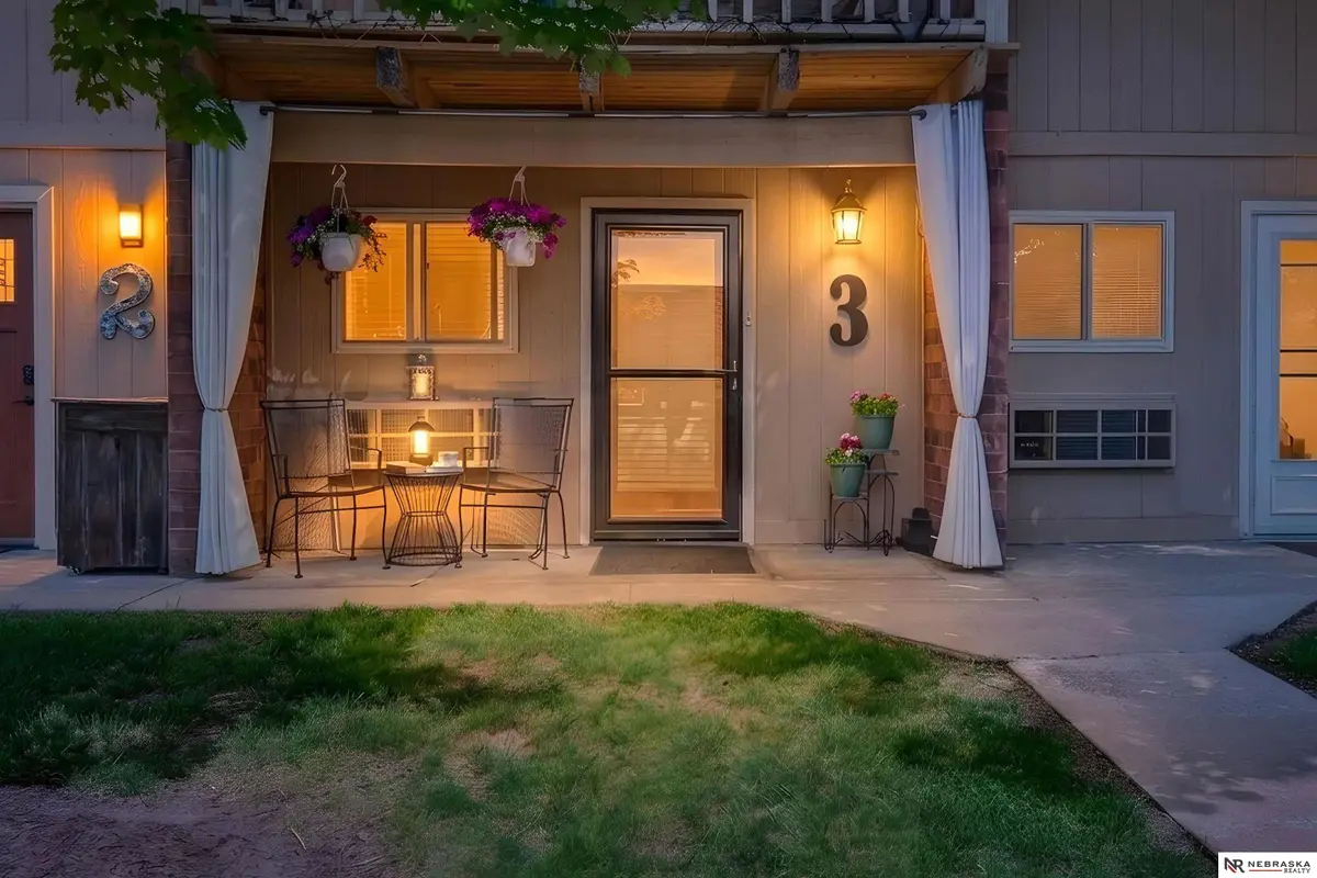8941 Miami Street #3, Omaha, NE 68134 - #1