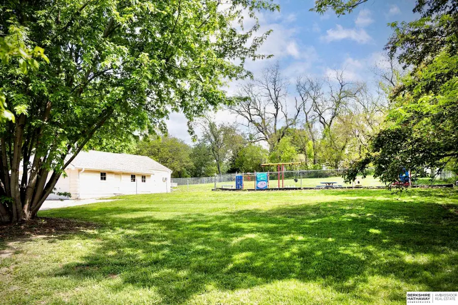 2616 Edwards Street, Bellevue, NE 68005 - #2