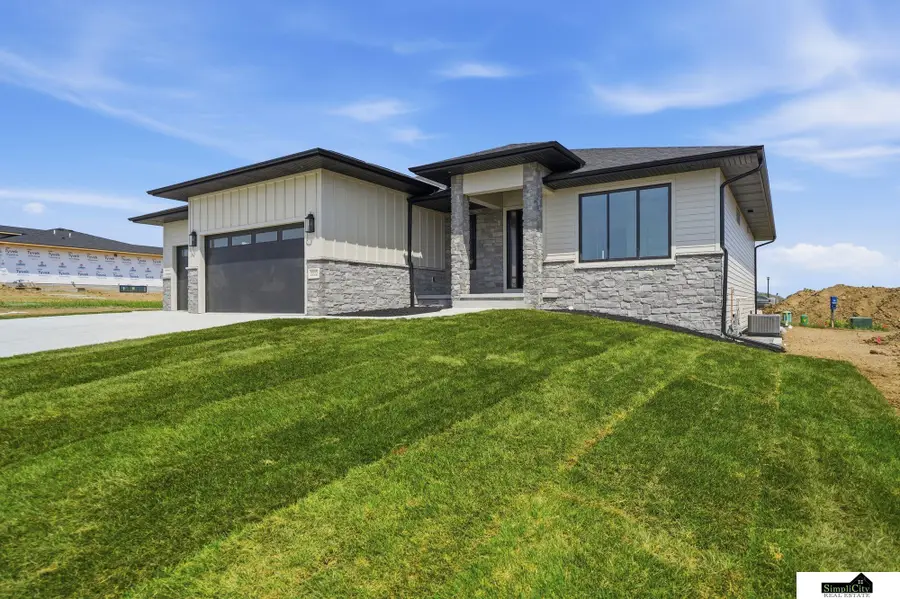 2222 Battle Creek Road, Lincoln, NE 68520 - #3